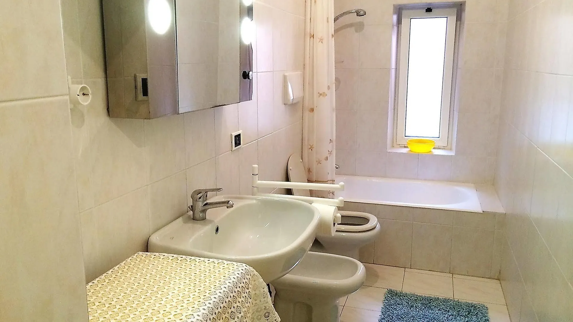 Eclat Apartment San Remo 0*,